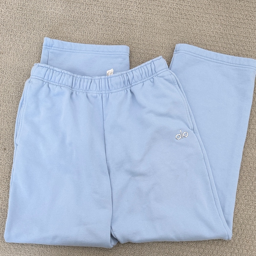 Alo accolade straight leg sweatpants